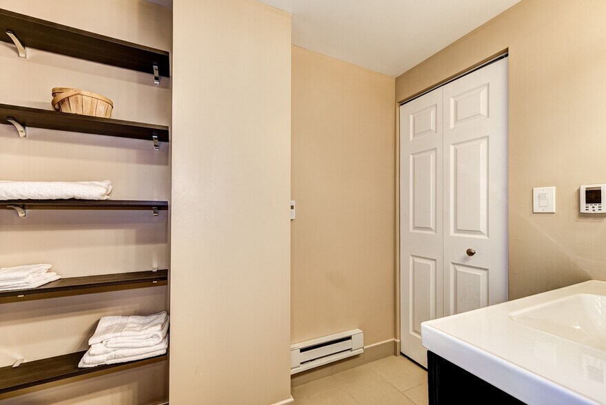 Building Photo - 1619 21st St NW