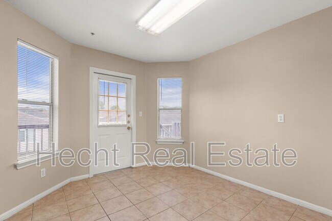 Building Photo - 3117 Douglas Fir Dr