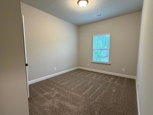 Building Photo - Gregory Landing - Aiken County