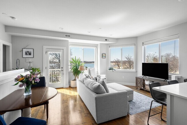 Building Photo - 1400 Columbia Rd