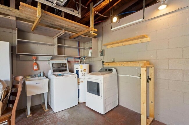 Building Photo - 78 Lexington Dr