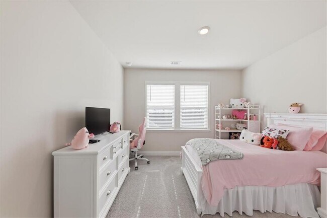 Building Photo - 3939 Alderstone Dr