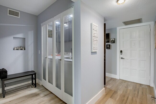 Building Photo - 4393 Trevi Ct