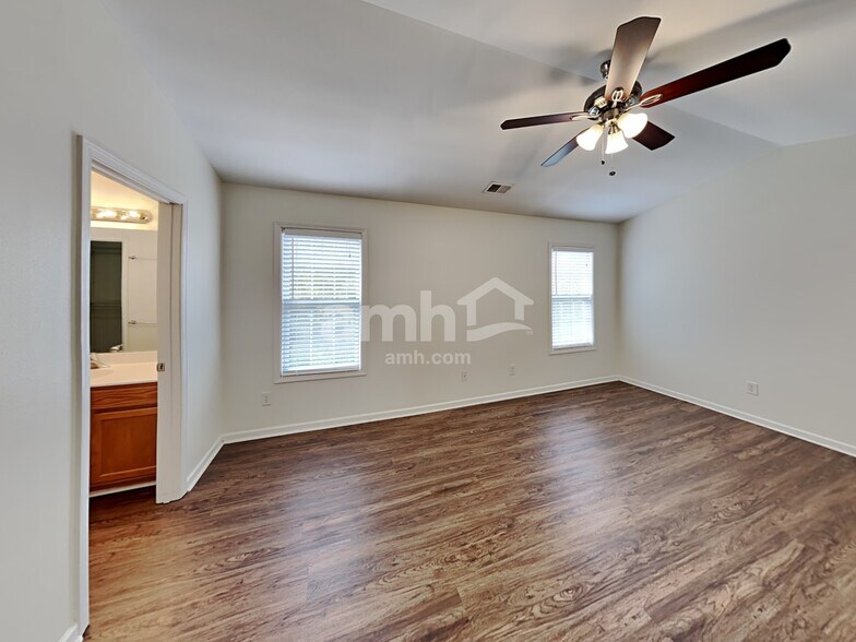 Building Photo - 10615 Spring Rain Ct