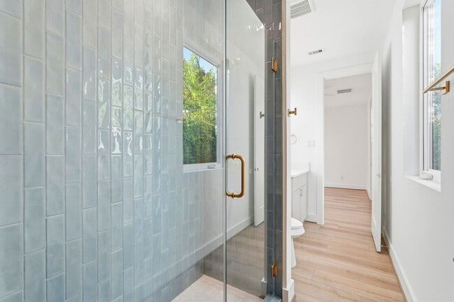 Building Photo - 3826 Wilmer St