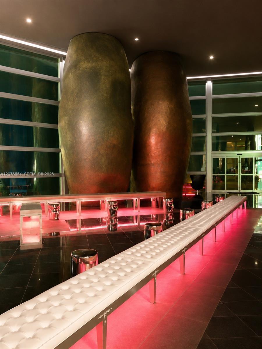 Building Photo - 465 Brickell Ave