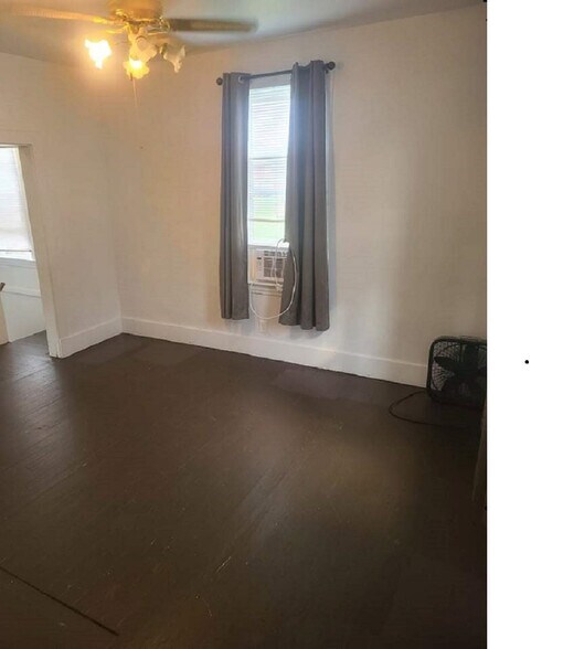 Building Photo - 1137 Lawton St