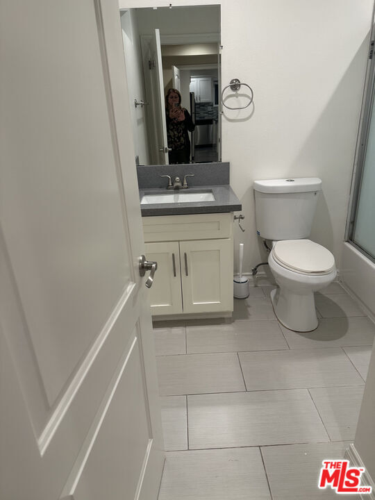 Building Photo - 2702 W Bellevue Ave