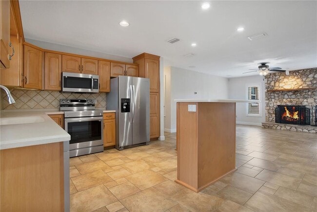 Building Photo - 8757 Harbor View Dr