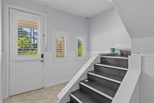 Building Photo - 8229 Gulf Way