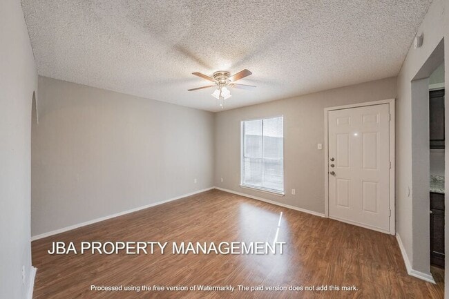 Building Photo - 1758 Farleigh Ct