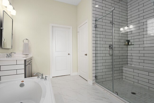 Building Photo - 2639 Royal Field Ln