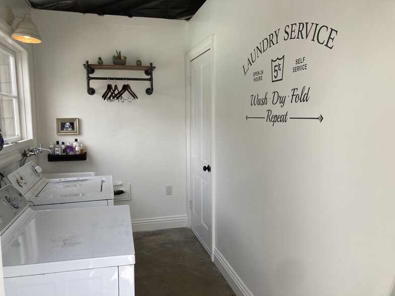 Building Photo - 5744 Calhoun Ave