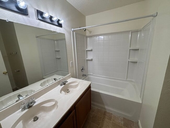Building Photo - Beautiful Single Story Home in Eagle Mtn Saginaw Area