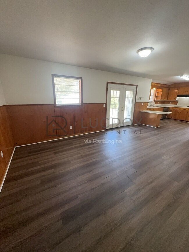 Building Photo - 2242 Castle Hill Dr