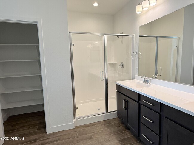 Building Photo - 10203 W Crittenden Ln