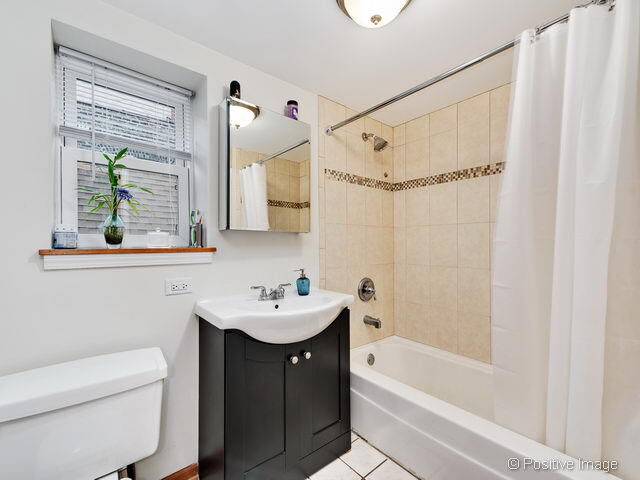 Building Photo - 1636 W Ohio St