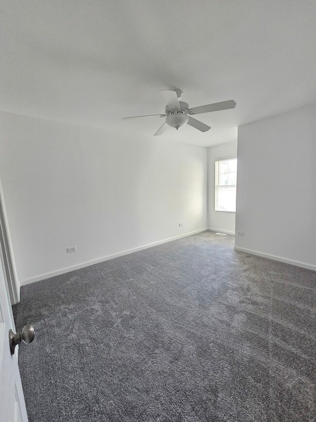 Building Photo - 1269 Bradley Cir