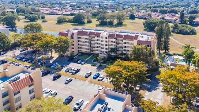 Building Photo - 3671 Environ Blvd