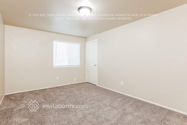 Building Photo - 4323 151st Pl NE