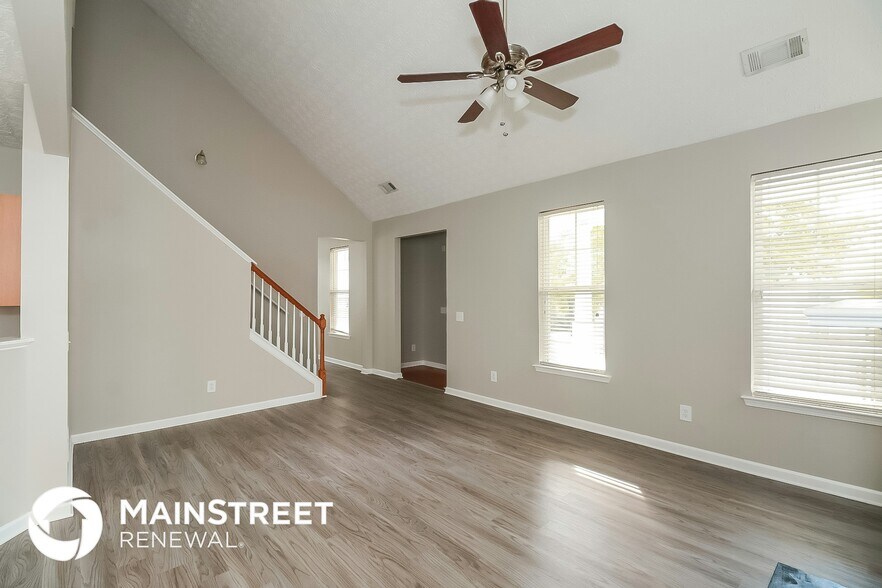 Building Photo - 4627 Legacy Square