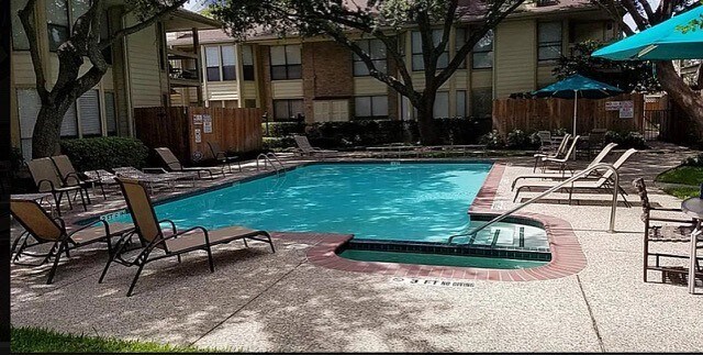 Building Photo - 1881 Bering Dr