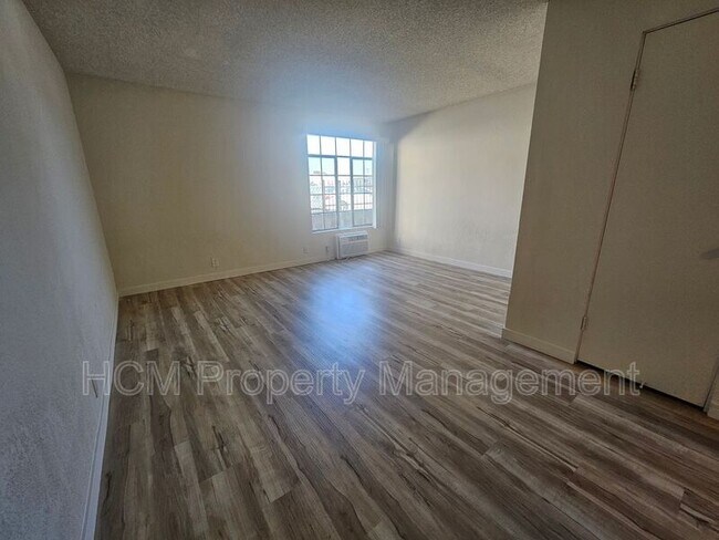 Building Photo - 11434 Calvert St