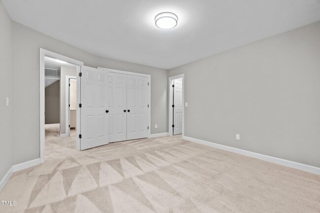 Building Photo - 1008 W Sterlington Pl