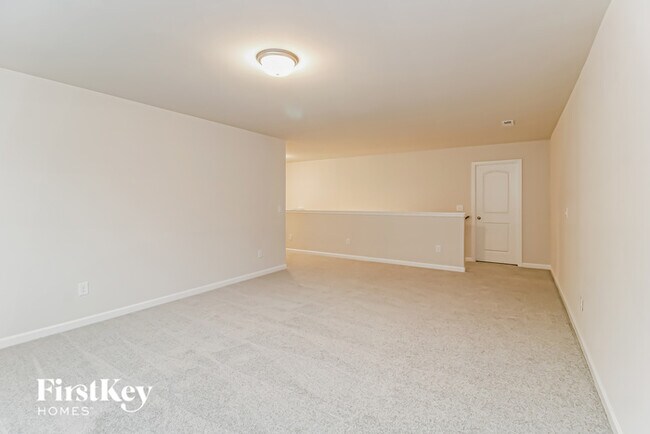 Building Photo - 1136 Scarlett Dr