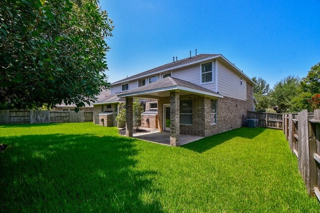 Building Photo - 12410 Shorebridge Rd