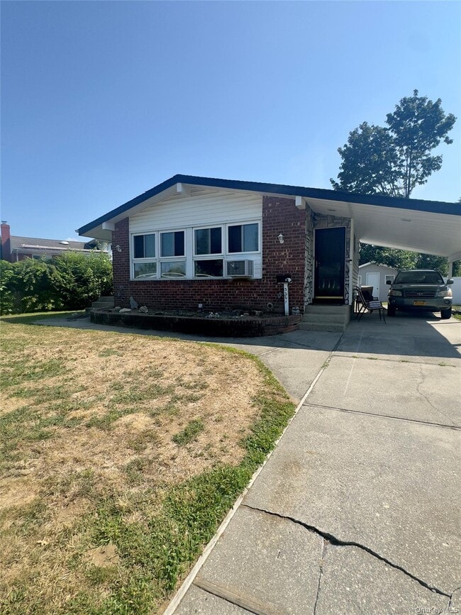 Building Photo - 3561 Courtney Ln
