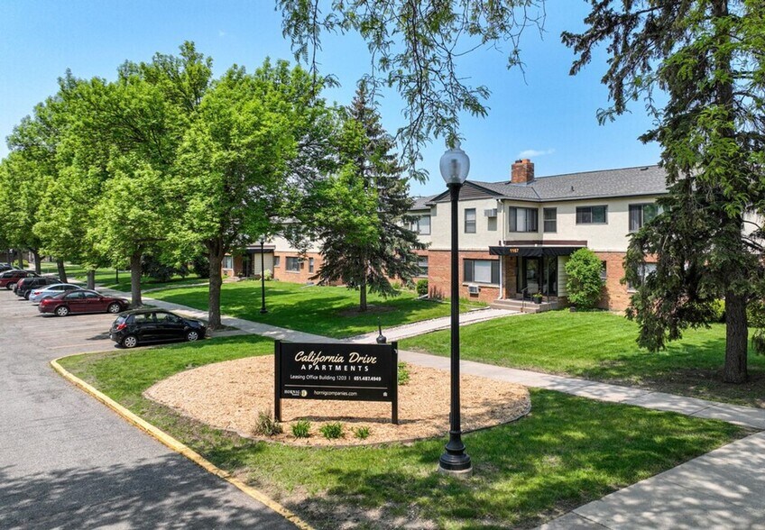 Interior Photo - California Drive