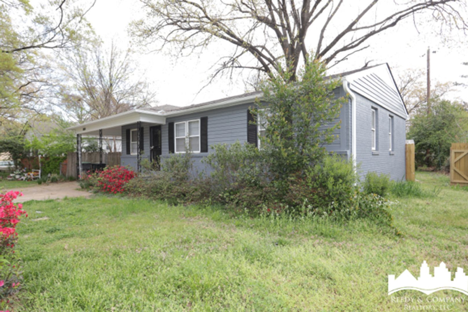 Building Photo - 3030 Bluffdale St