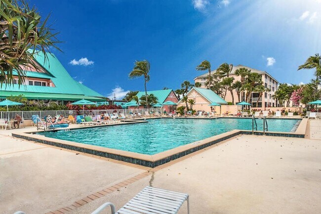 Building Photo - 353 S US Hwy 1