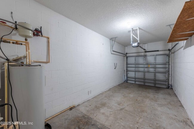 Building Photo - 12301 Kernan Forest Blvd