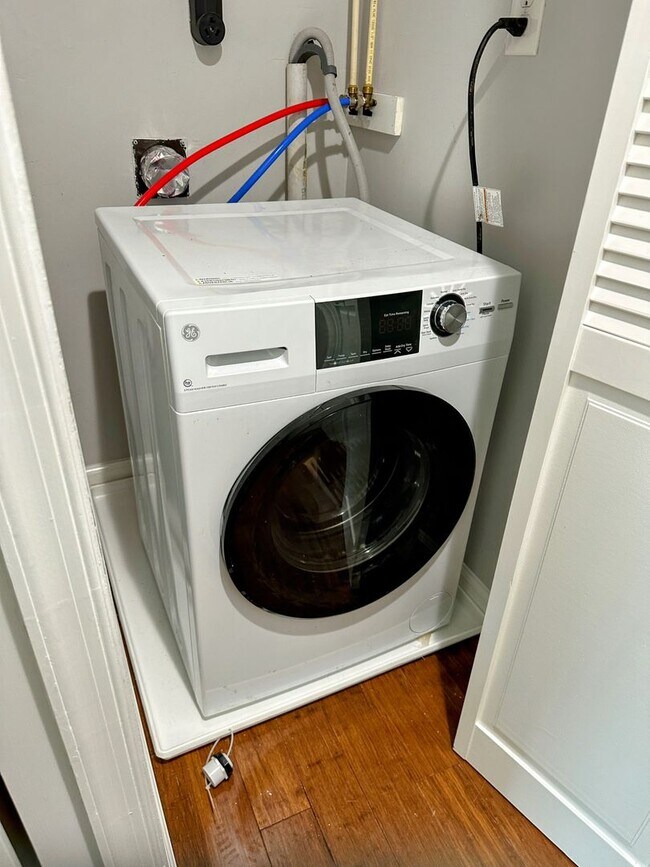 Building Photo - Cottage in Port Tobacco