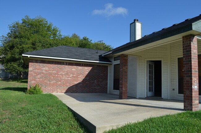 Building Photo - 3BR 2BA is located in a quiet Harker Heigh...