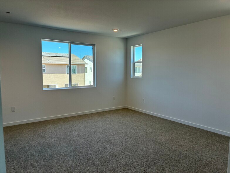 Building Photo - 8133 Arrowfield Way