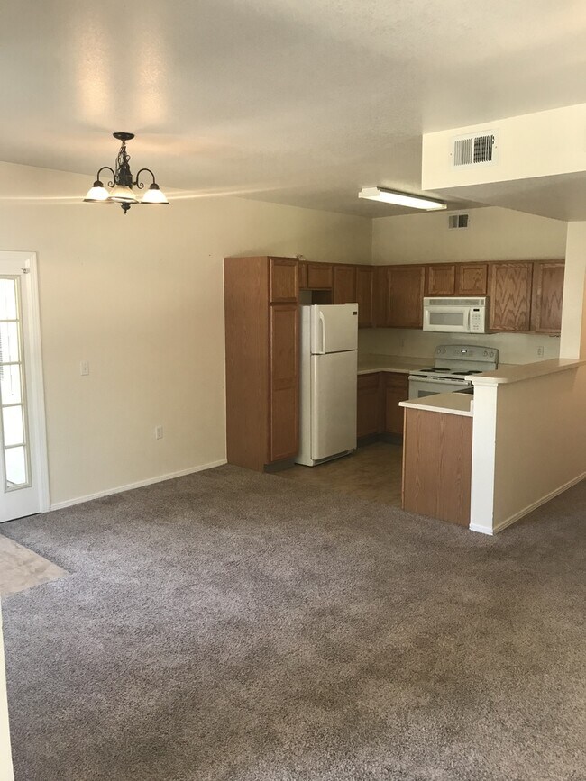 Building Photo - Beautiful 3 Bed, 2 Bath Condo in NW Fort Collins!