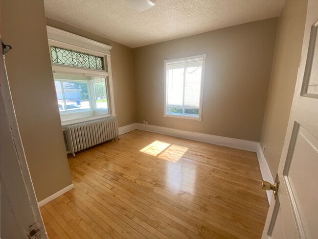 Downstairs Bedroom #1 - 515 Winslow Ave