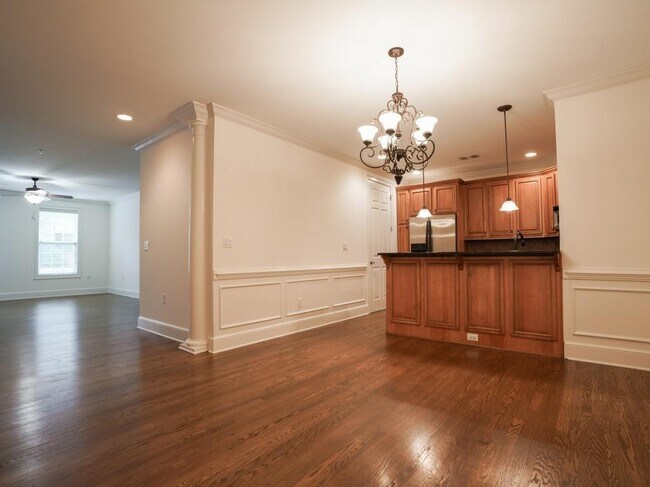 Building Photo - 4955 Ivy Ridge Dr SE