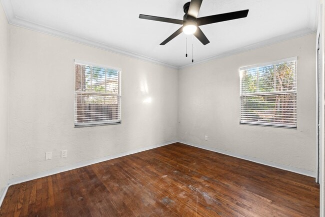 Building Photo - 4514 9th Ave N