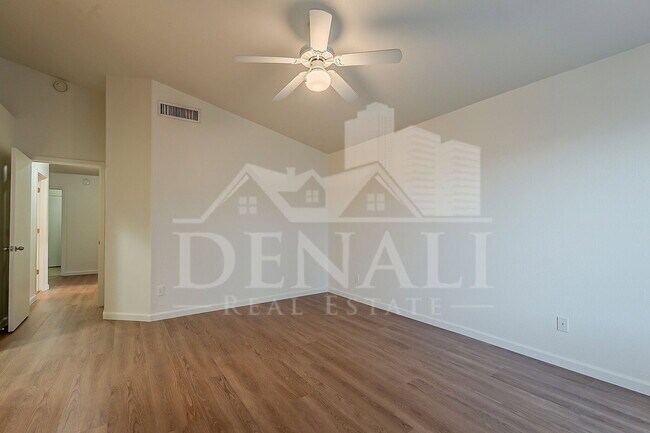 Building Photo - 3980 E Pinon Ct