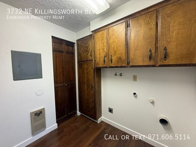 Building Photo - 3732 NE Killingsworth St