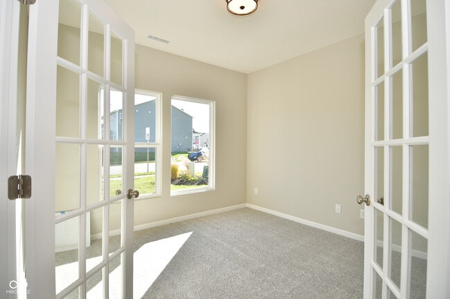 Building Photo - 9732 Evening Sky Way