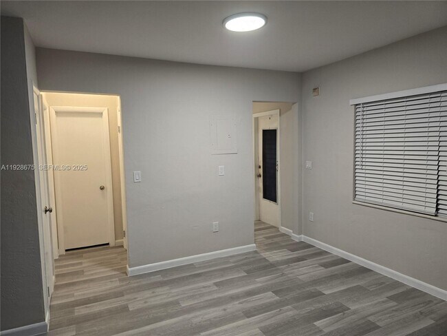 Building Photo - 835 Lenox Ave.