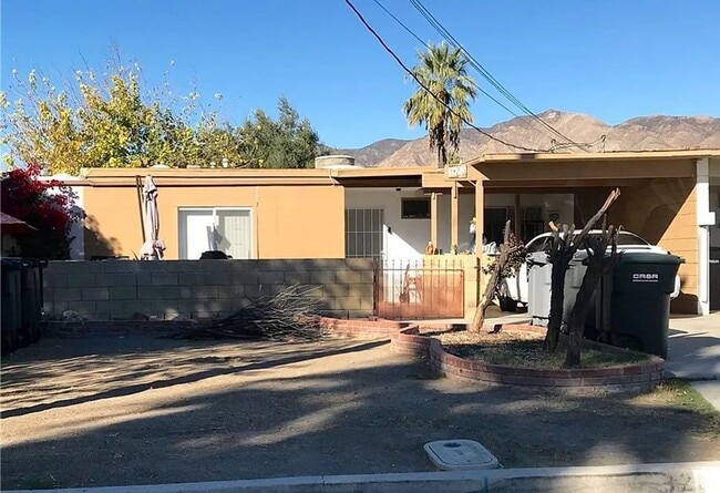 Primary Photo - 55+ COMMUNITY- 2 BEDROOM 2 BATH FOR RENT A...