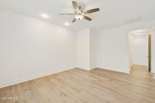 Building Photo - 4017 N 40th St
