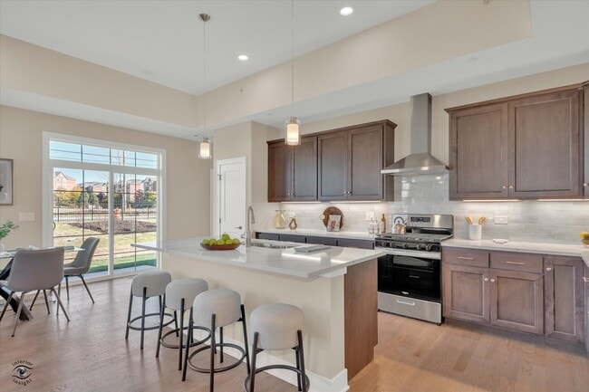 Building Photo - 8022 Bradley Dr