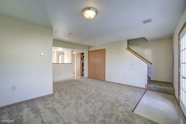 Building Photo - 2 br, 1 bath Apartment - Raystown Crossing